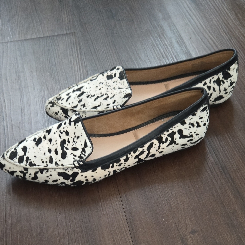 Kelly & Katie| Jordi Cow Print Fur Loafers Size 8.5 🔥On TREND🔥